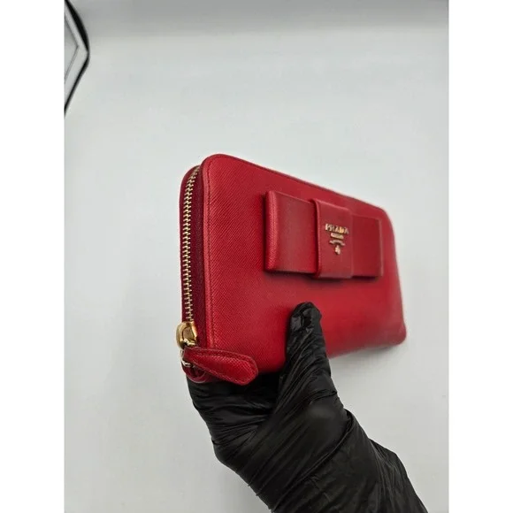 Prada Red Saffiano Leather Bow Continental‎ Zip Around Wallet Authentic - Picture 9 of 13